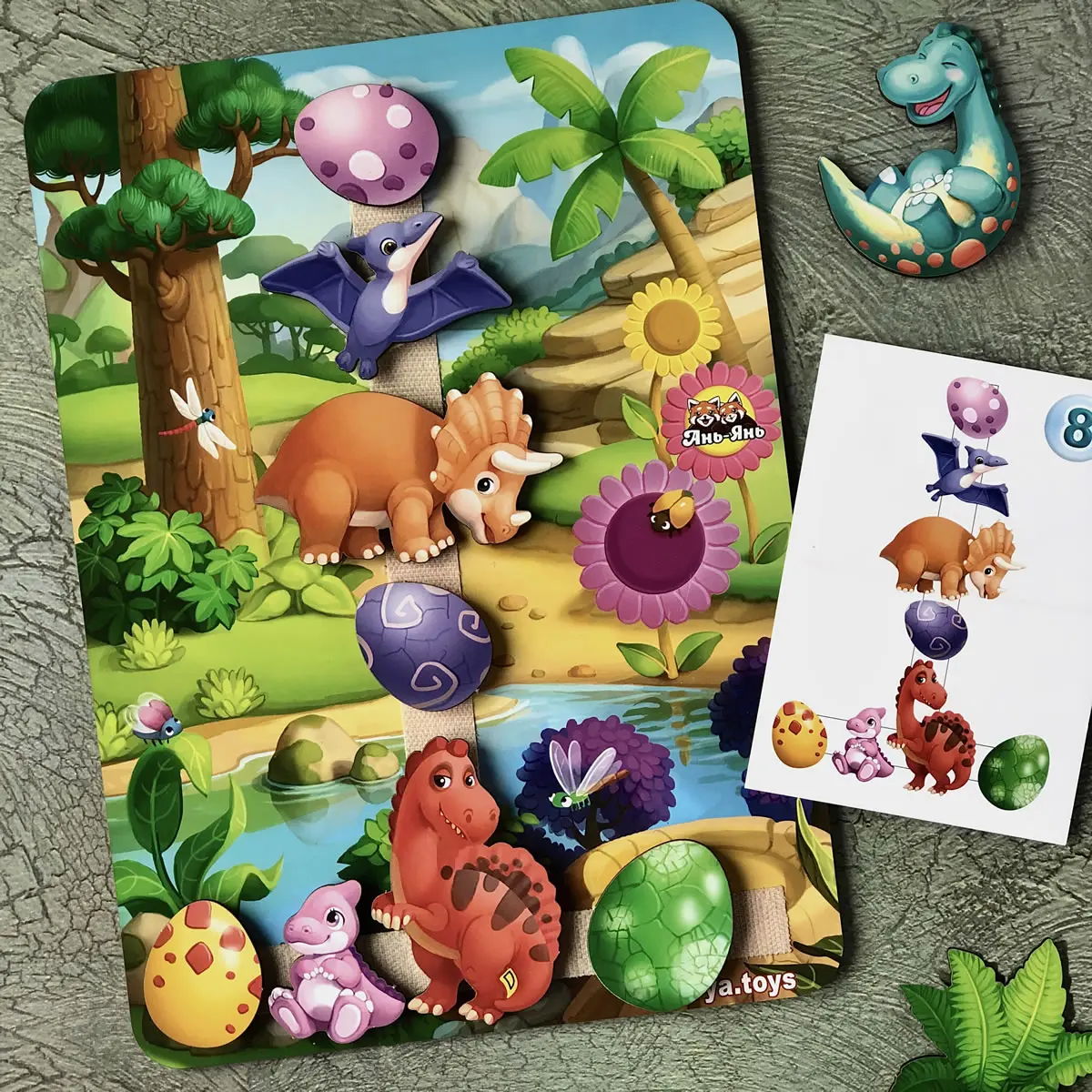 Розвиваюча дитяча гра на липучці з картками "Долина динозаврів" (Дерев'яна розвивашка на липучках)